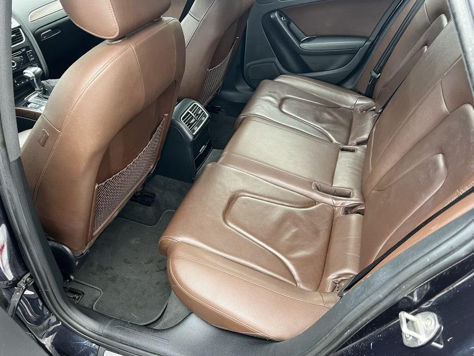 Продам Ауді а4б8 2.0 бензин 2015 р