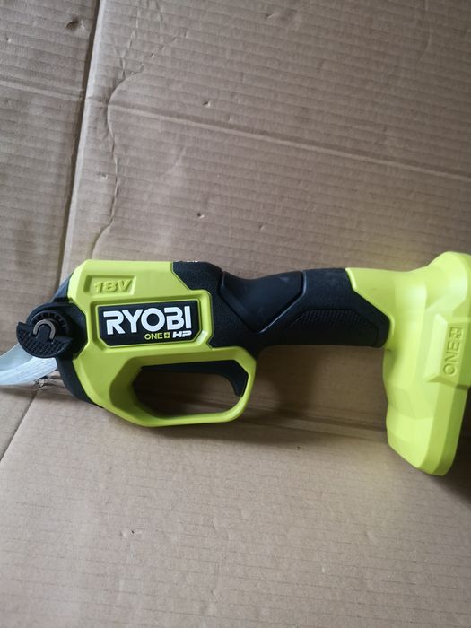 Ryobi sekator elektryczny body nowy
