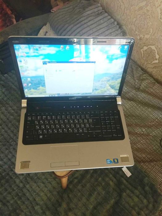 ноутбук Dell 1747 робочий ВЕЛИК ЕКРАН/ і7 -4/8 ядер/RAM 4 gb/Hdd 350gb