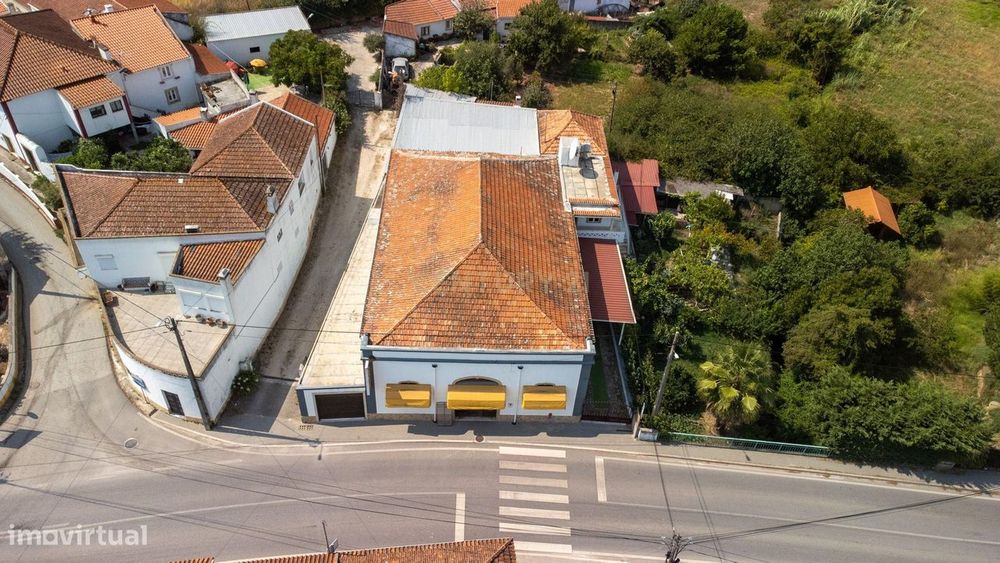 Oportunidade Única em Torres Vedras: Armazém com grande Potencial