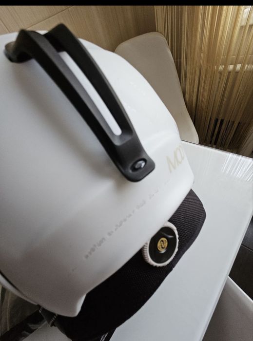 Гірськолижний шолом Oakley MOD5