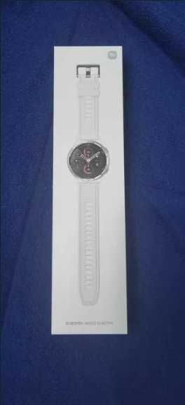 Smartwatch Xiaomi Watch S1 Active com pouco uso