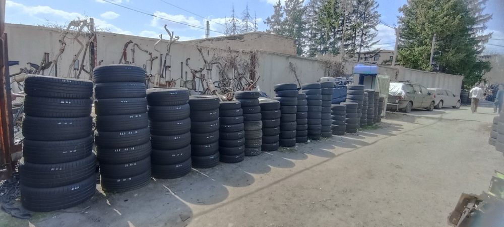 Колеса гума з Німеччини 285/40 R21 Умань широкий вибір