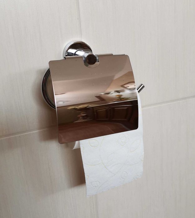 Uchwyt na papier toaletowy chrom