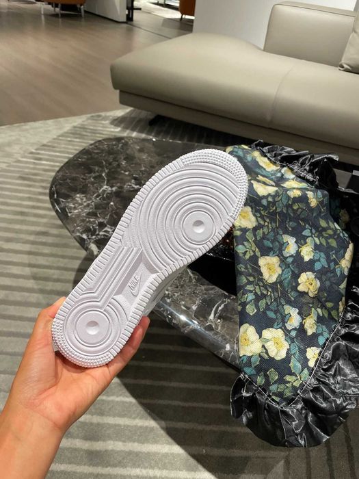 Promocja NIKE AIR FORCE 1 Biały AF1 R.42