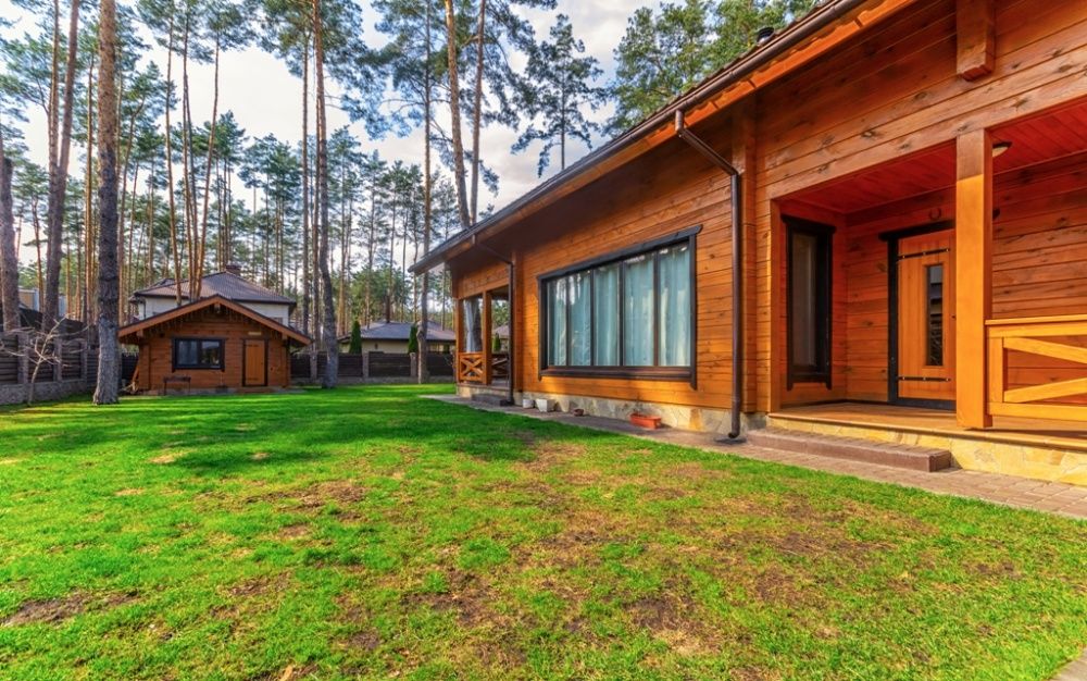 ЭКО-ДОМ с Ремонтом на 10 сотках на самой престижной улице Лесной Бучи!