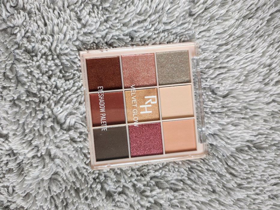 Realher Velvet Glow paleta cieni