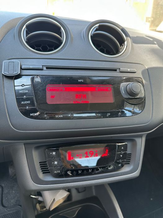 SEAT Ibiza — fotografia 7