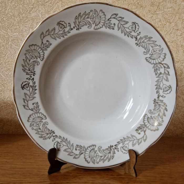 Продам посуд. Б/в