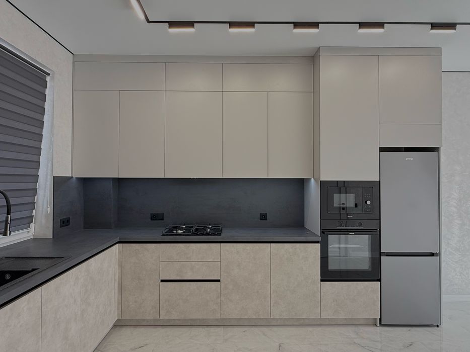 Таунхаус з новим ремонтом , 2 кімнати + кухня-студія