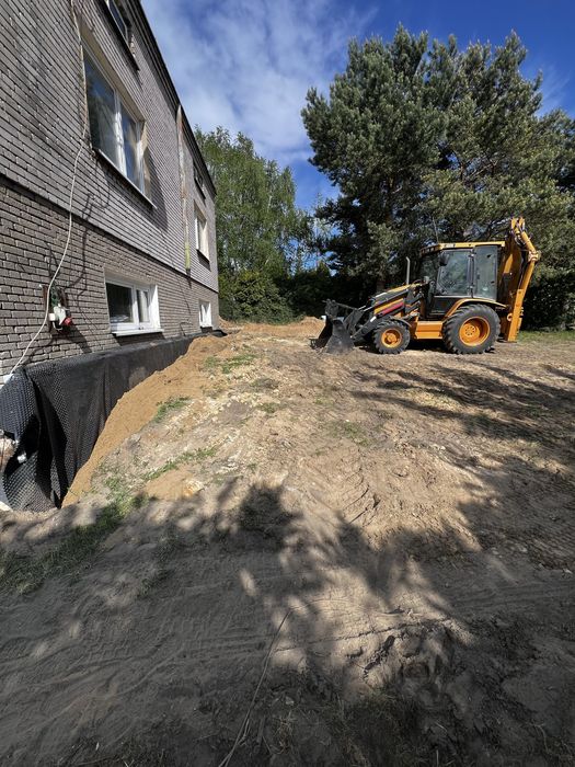 USŁUGI koparko-ładowarką i minikoparką