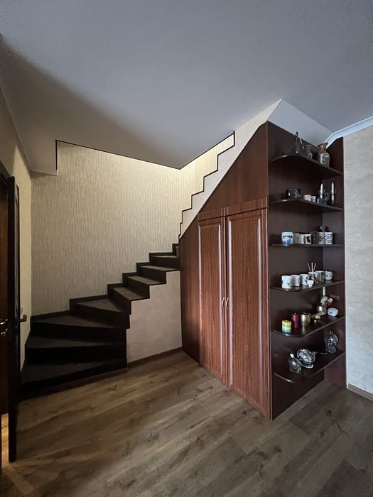 Продаж таунхаусу котеджу в с. Ременів близько до Львова