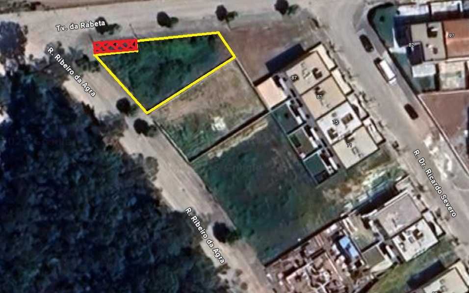 Terreno Urbano com 445m2