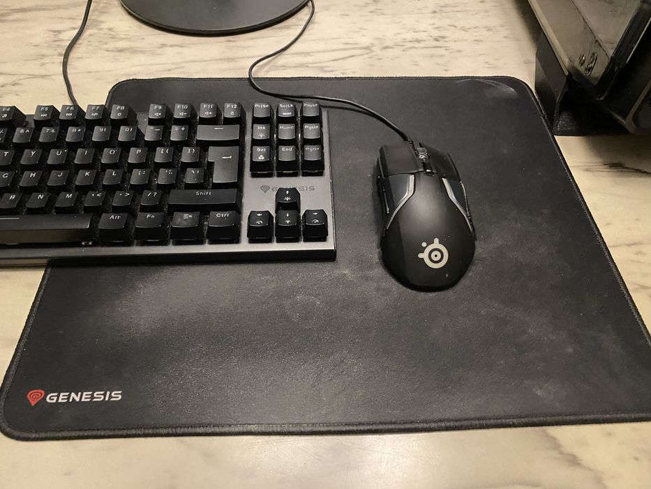 Gamingowy PC i7-13700KF / RTX 4070 / 64GB RAM / SSD NVMe – Jak Nowy!