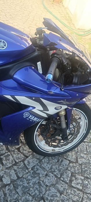 Yamaha R1 2005 - acidentada