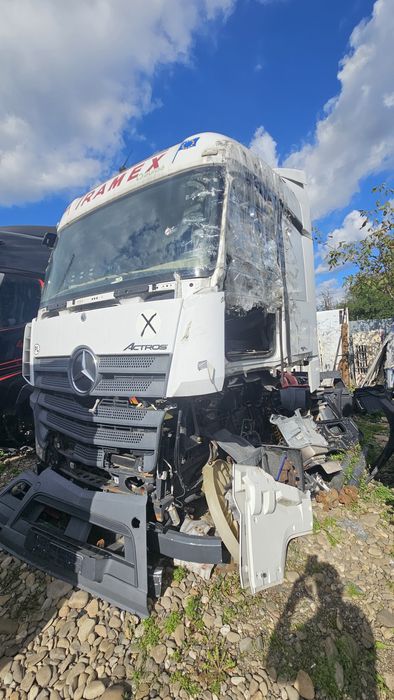 Розборка Mercedes Actros mp4