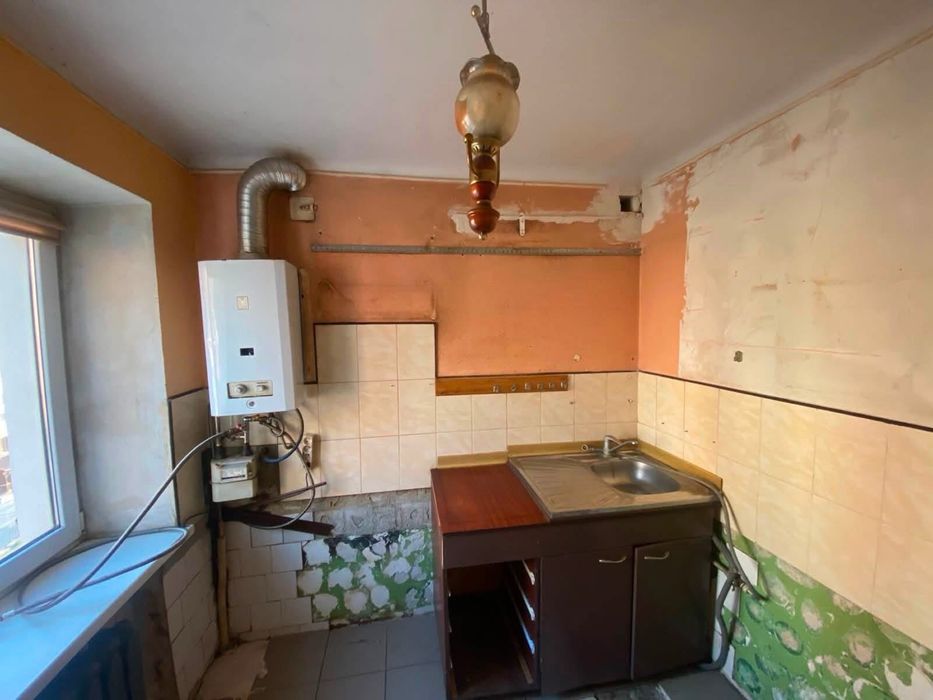 Продаж 2 кімнатної квартири на Збаразькій, біля центру