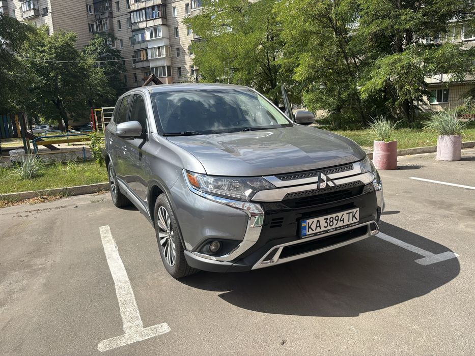 Mitsubishi Outlander 2019