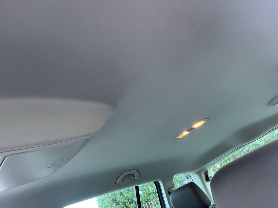 Volkswagen Touran 2.0 TDI ksenony DSG 7 osobowy