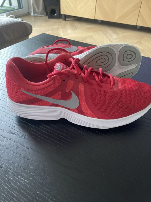 Buty nike revolution