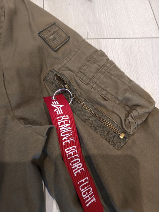 Alpha industries оригінал