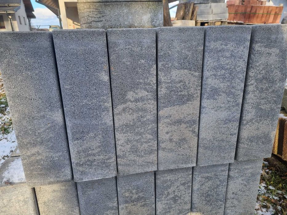Palisada betonowa obrzeże betonowe 40cm NOVATOR 12x20x40