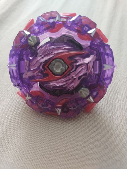 Бейблейд луйнор  б/у