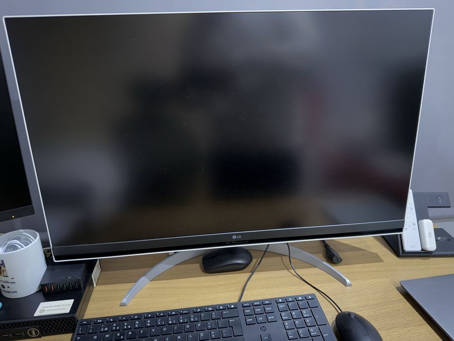 Monitor inteligente 4K UHD de 32"