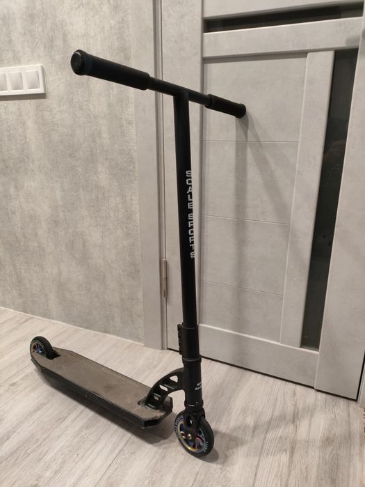 Продам трюковий самокат є торг!!!