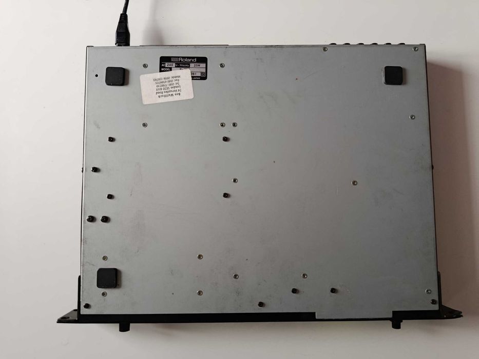 Roland S-760 Sampler + Gotek LCD + 18MB RAM