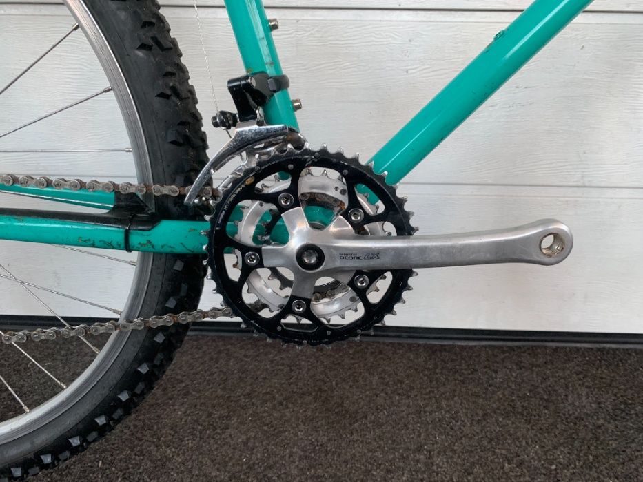 Par De Cubos Shimano Deore Lx Fh-m585 - 8/9/10v Center Lock  Jm