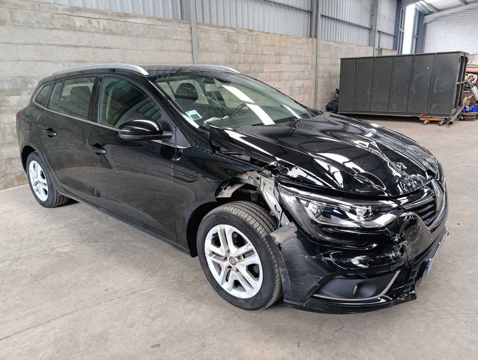 RENAULT MEGANE Sport Tourer 1.5 dci