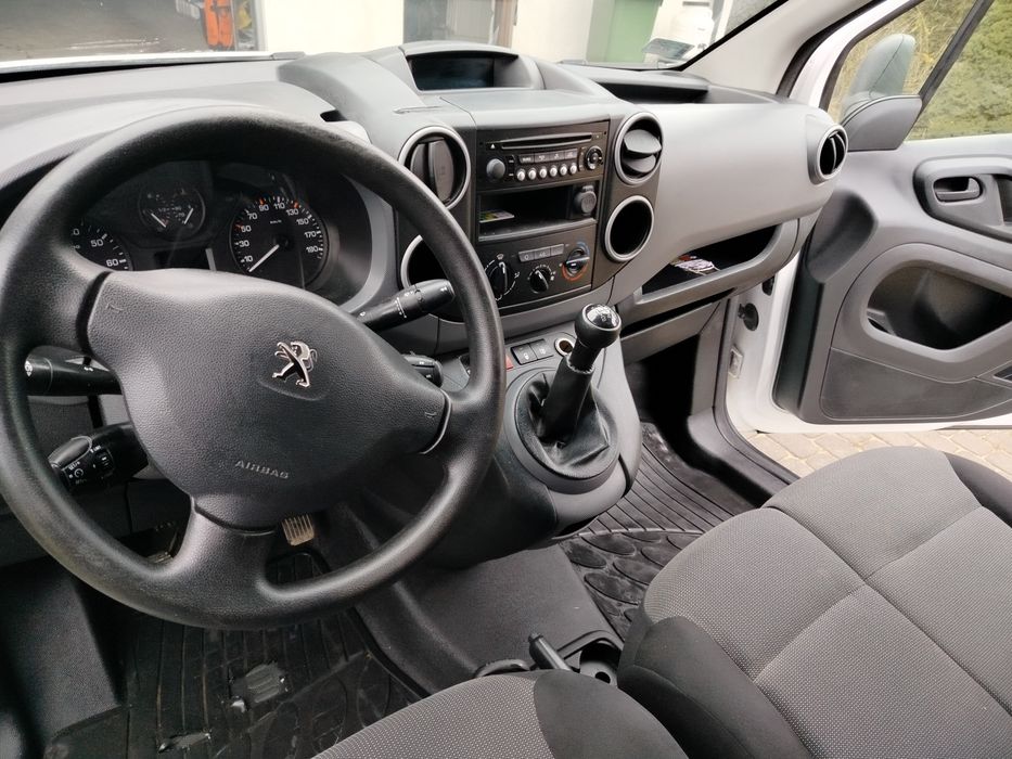 Peugeot partner 2018 rok cena netto