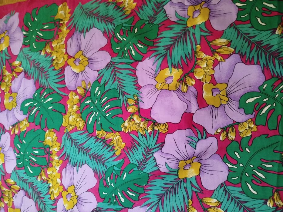 Chusta różowa tropikalna exotic Hawaii kwiaty duża