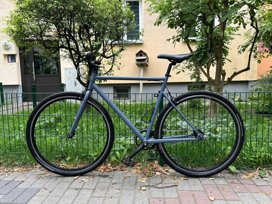 Rower na dojazdy do pracy - Elops Single speed 500
