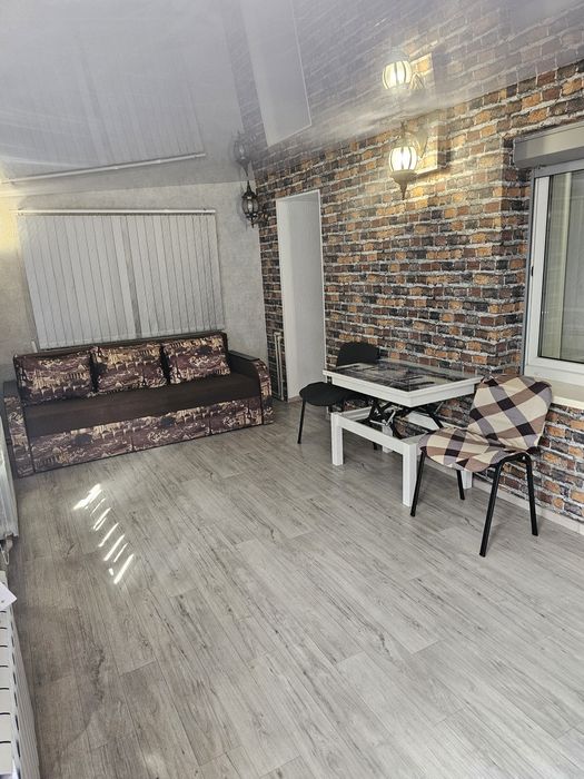 Сдам посуточно 2ку в центре с отдельным входом