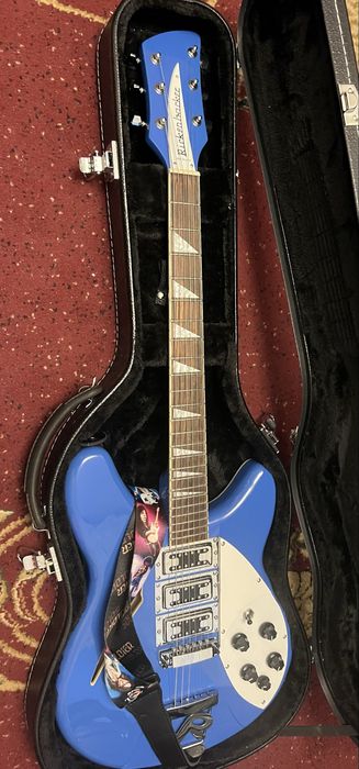 Rickenbacker электро-гитара + кейс