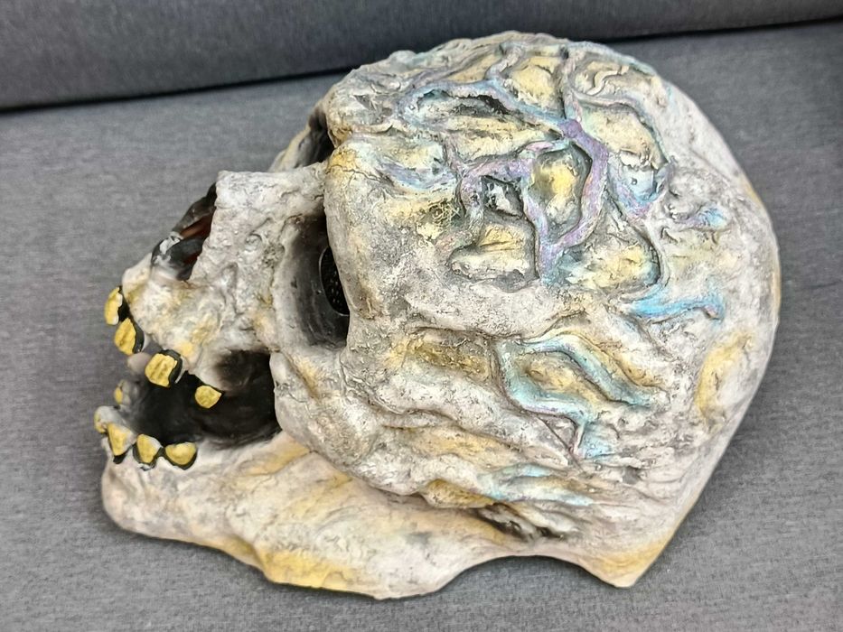 Kit Máscara de Terror + Serpentinas + Confettis