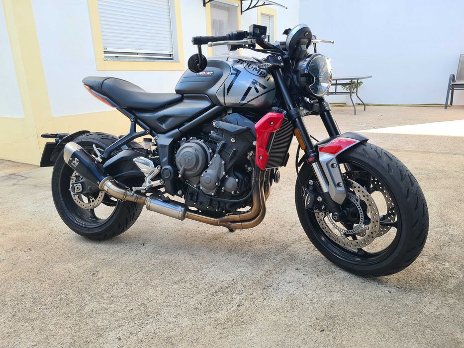 Triumph Trident 660
