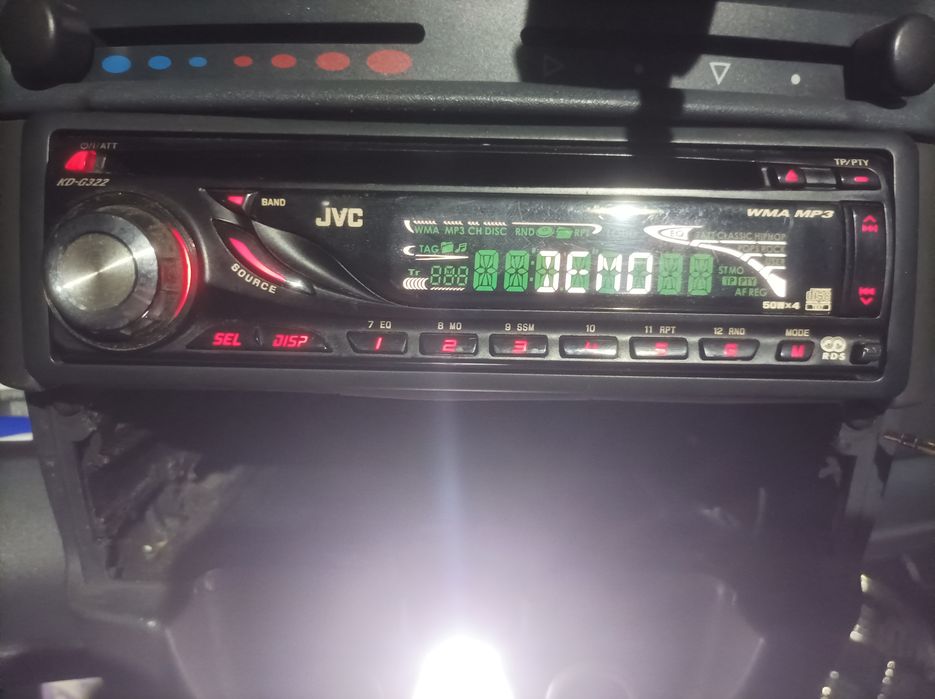 Radio JVC com CD