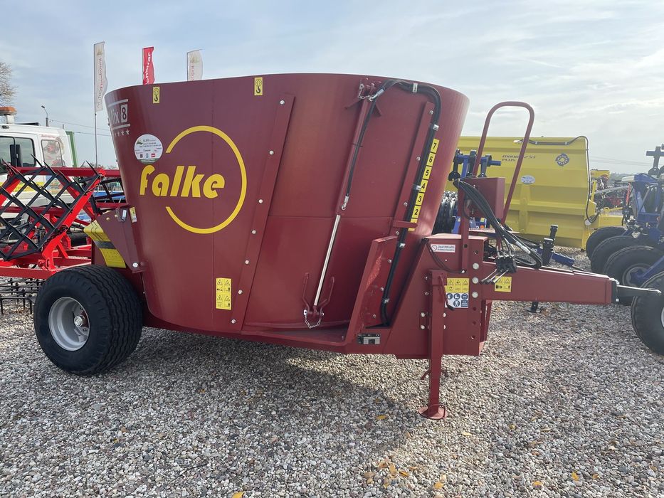 Falke Mix 8  Wóz paszowy Falke Mix 8 Alima Strautmann Przekładnia redukcyjna