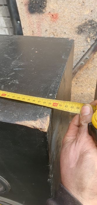 Duże kolumny głośnikowe podłogowe stereo