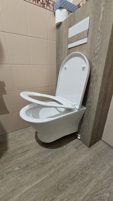 Miska toaleta wisząca ROCA