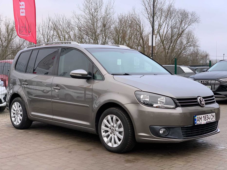 Volkswagen Touran 2011