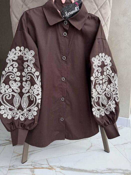 Вишиванка на дівчинку