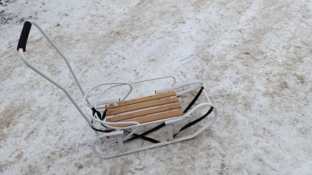 Дитячі сани з ручкою санки