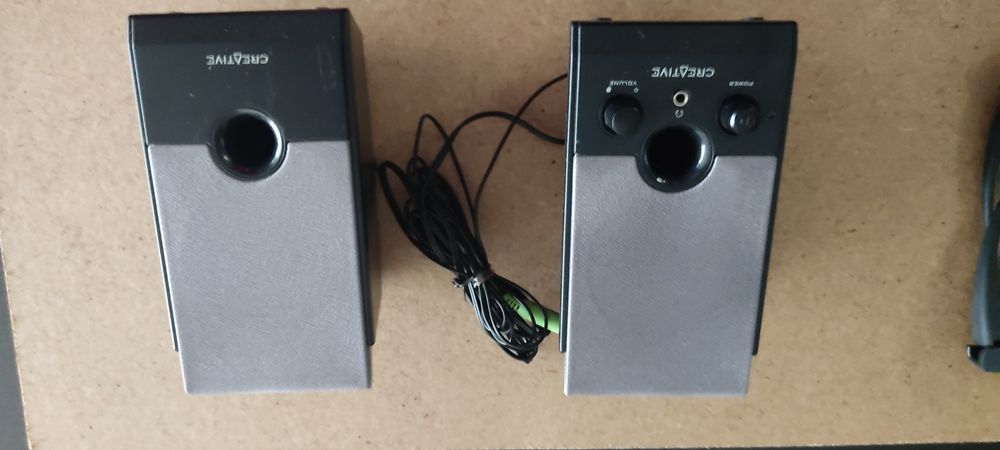 Colunas da marca creative