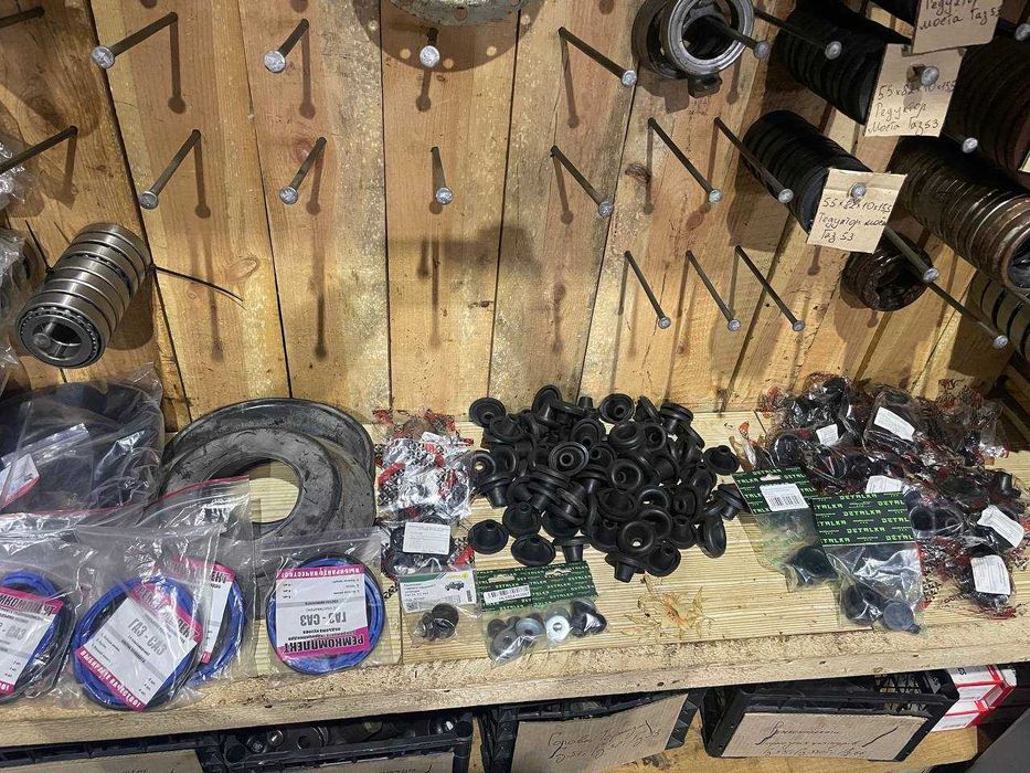 Ремкомплекти Газ 51 Газ 52 Газ 53 Погрущик Львівський Уаз 452 Уаз 469