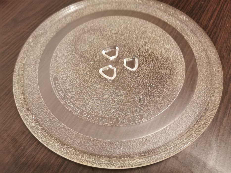Talerz do mikrofalówki z rusztem