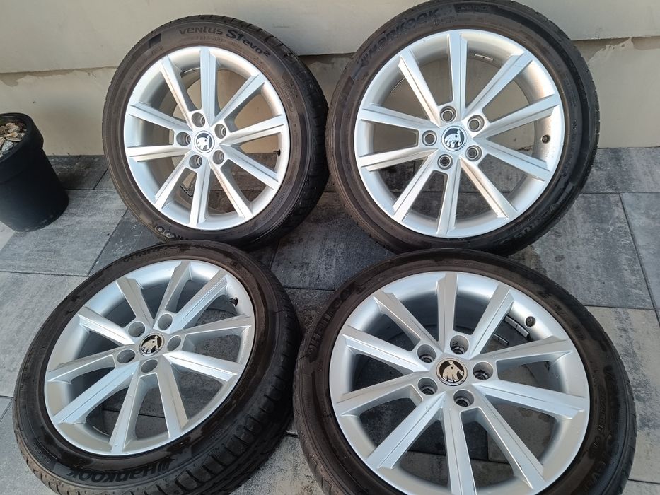 Alufelgi 17" 5x112 Skoda Octavia III 5E0 VW Golf Touran Seat Leon